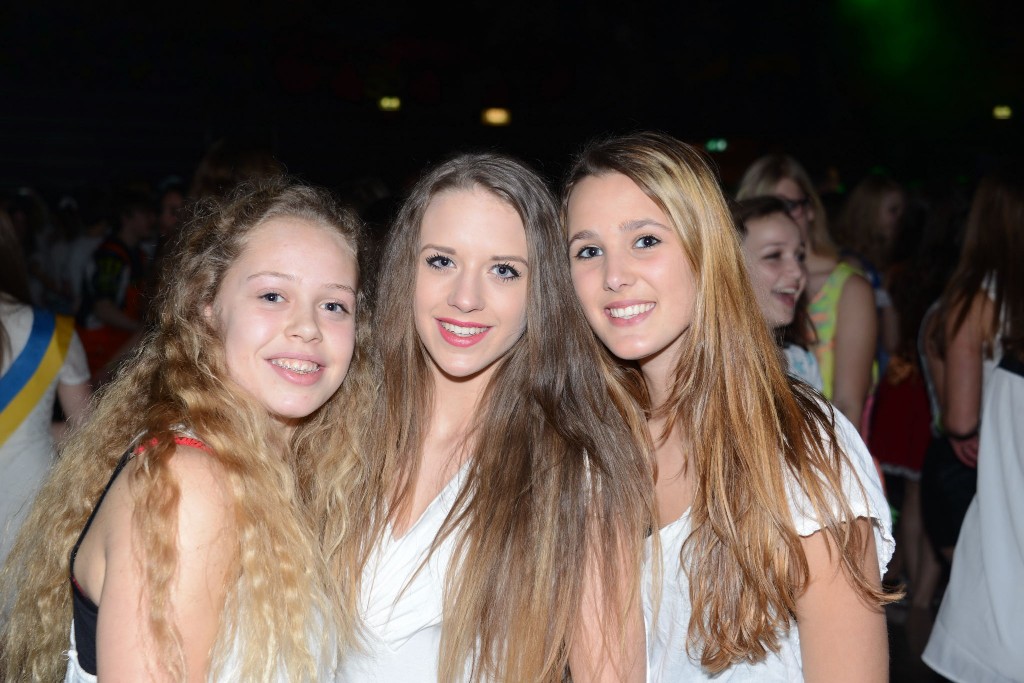 ../Images/Jeugddisco White Edition 154.jpg